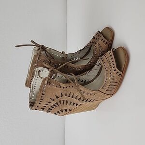 Jeffrey Campbell Cutout Rodillo Wedge Sandals Beige Tan